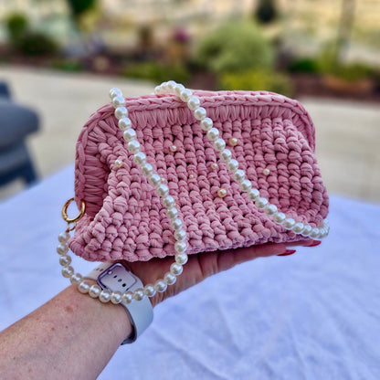 תיק קלאץ׳ ורוד עתיק