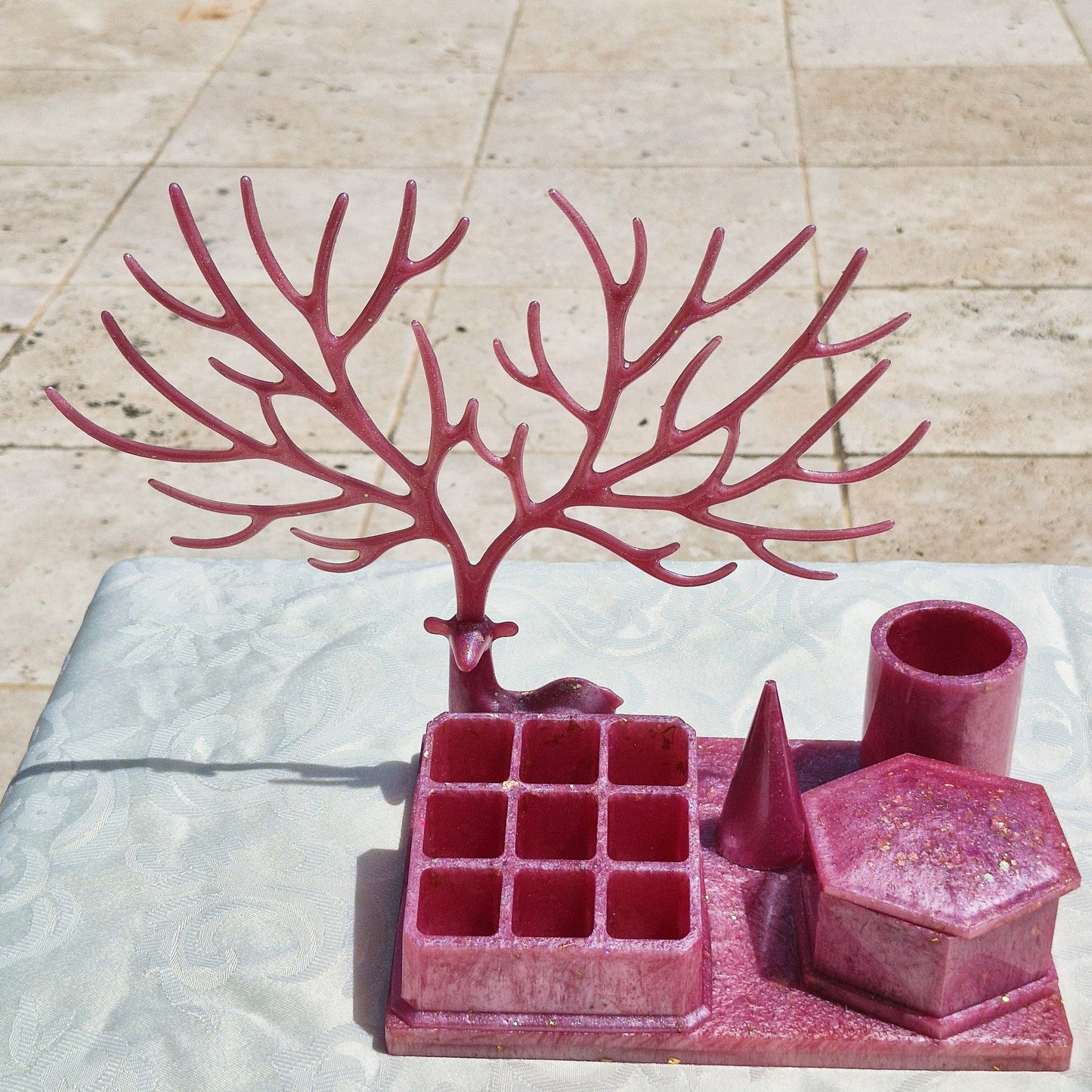 ארגונית איפור ותכשיטים