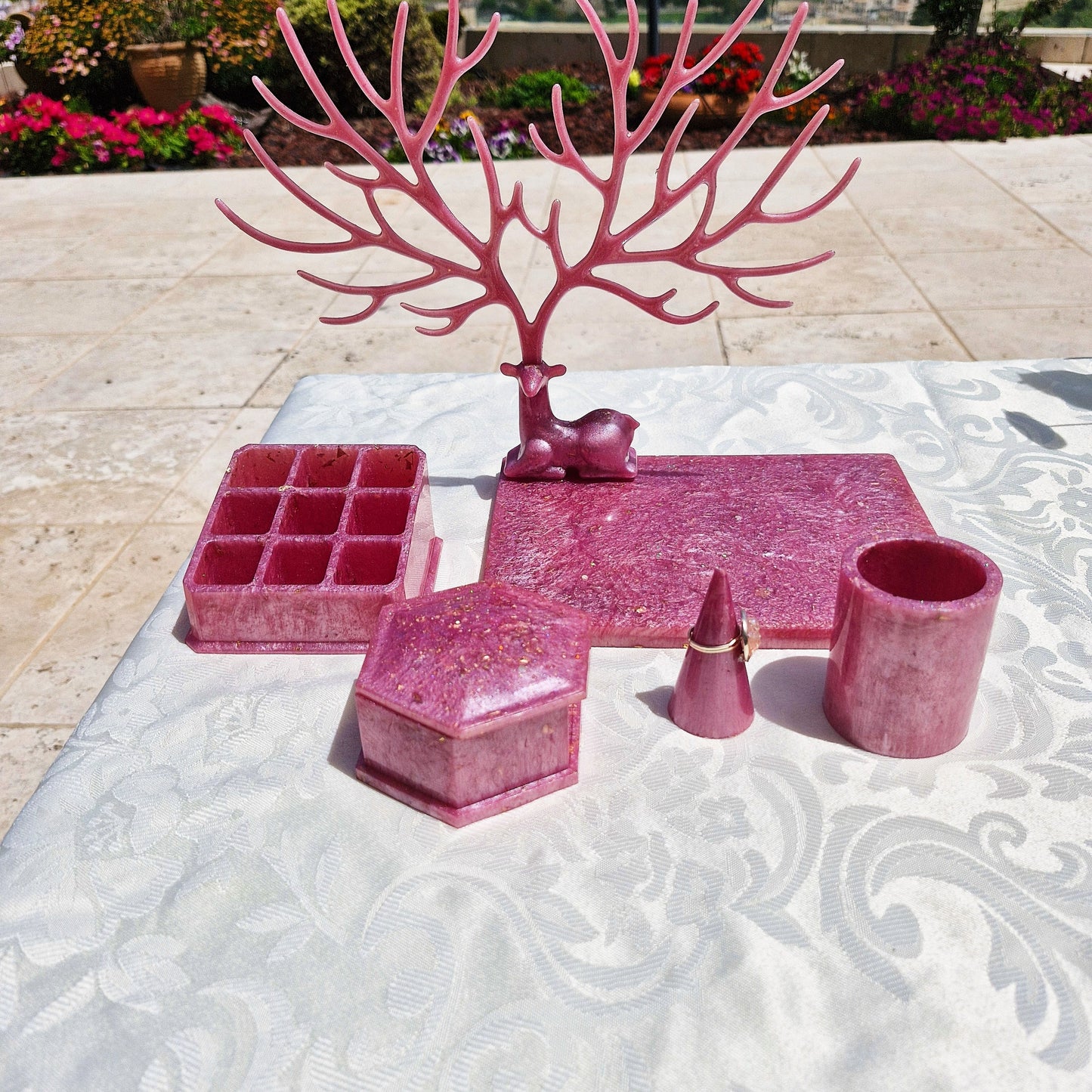 ארגונית איפור ותכשיטים