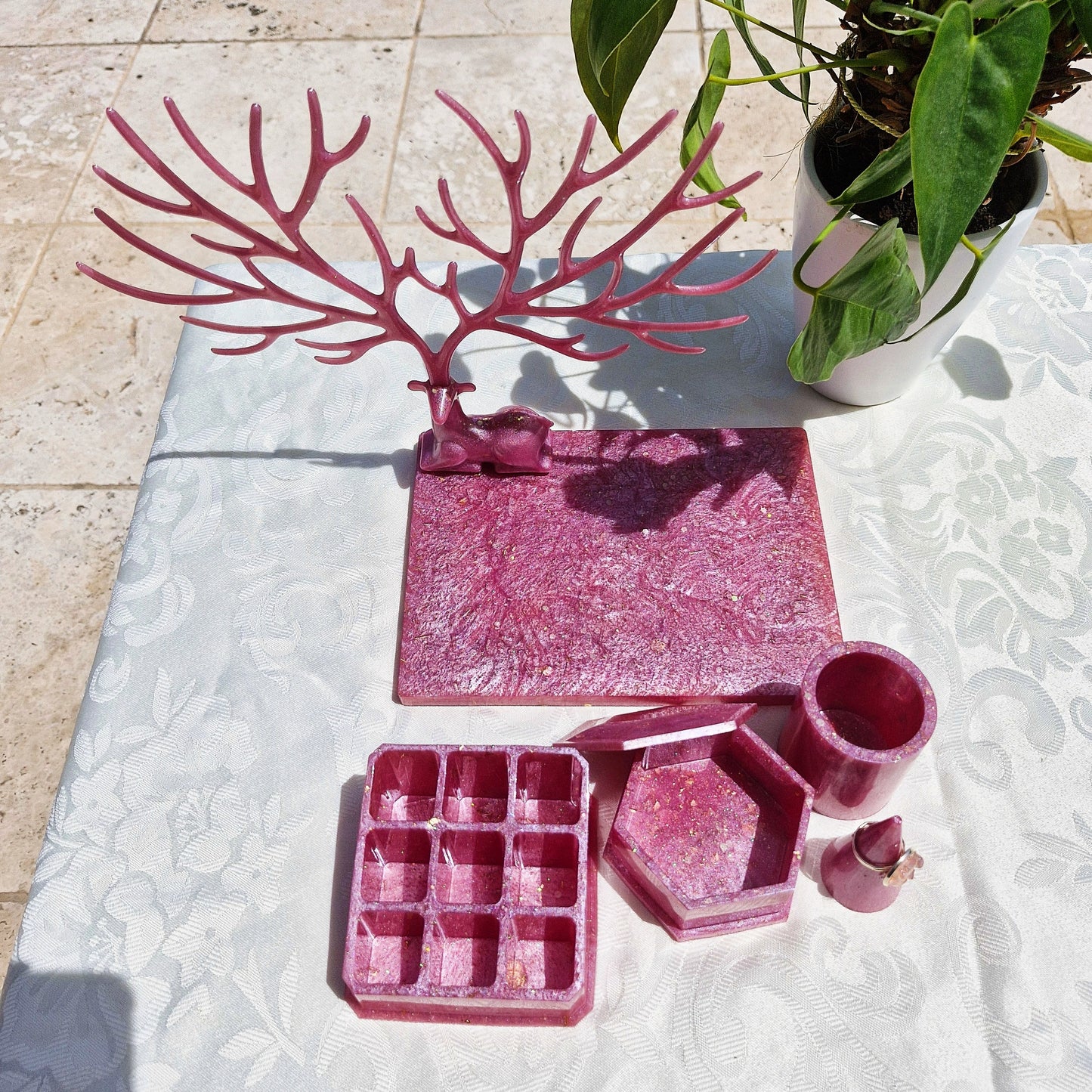 ארגונית איפור ותכשיטים