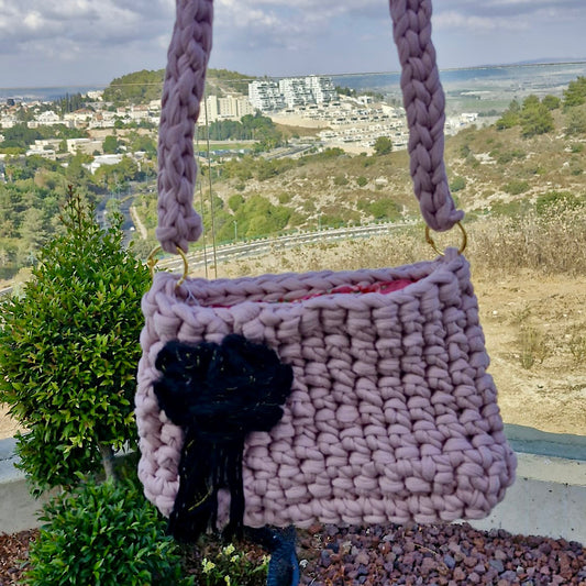 תיק בגוון ורוד עתיק