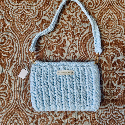 תיק יד תכלת