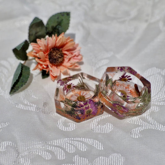 פמוטי משושה בגווני הכתום