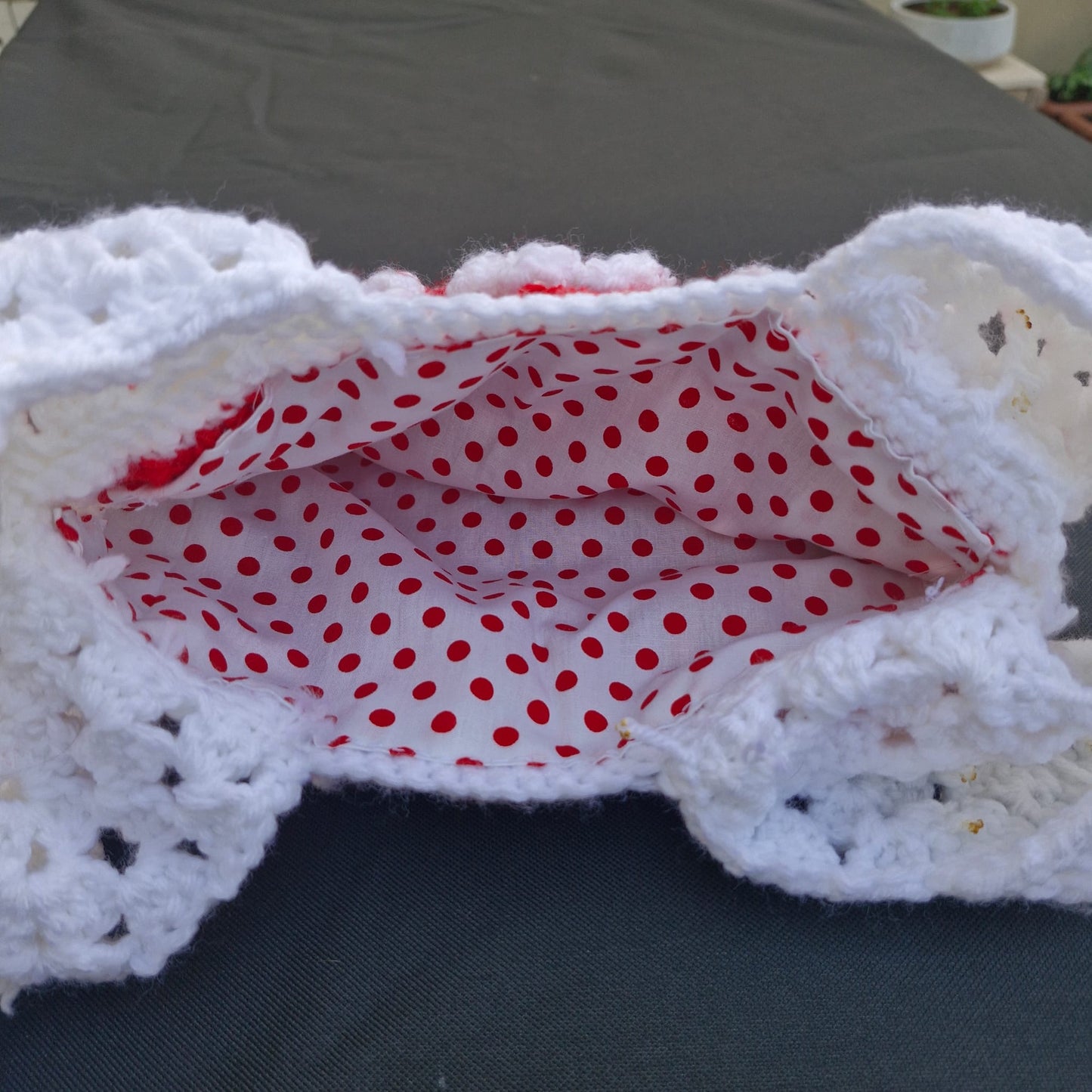 תיק פרחים אדום לבן