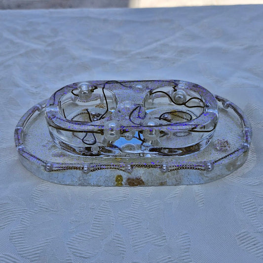 פמוטים על מגש בגוון צלול