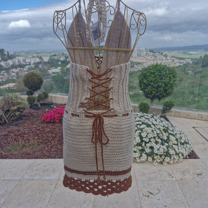 שמלת קרושה בעבודת יד