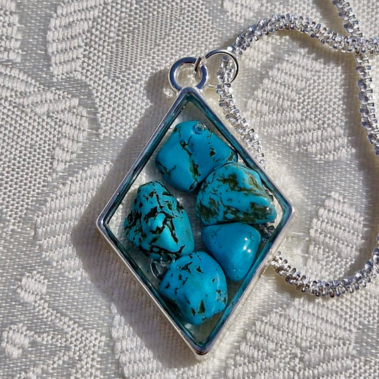  תמונה שרשרת כסופה מעויין כחול