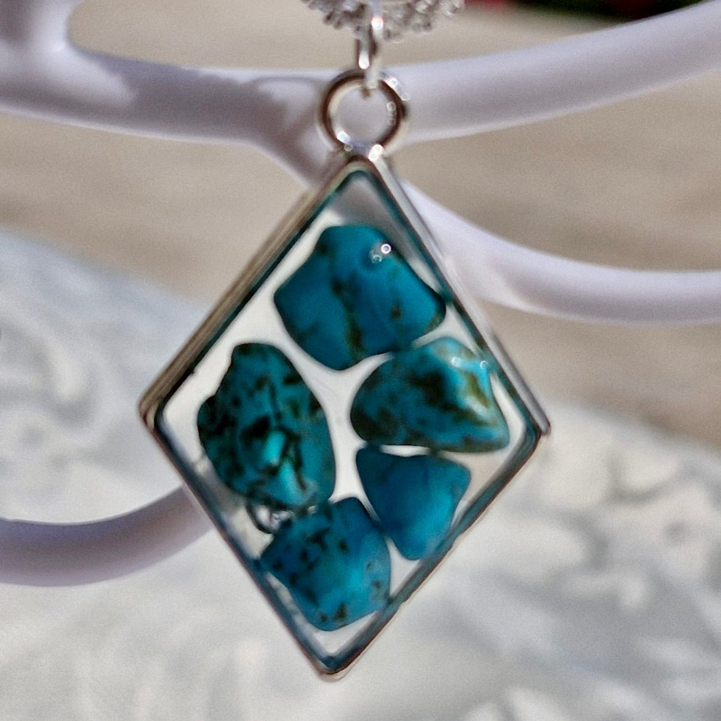  תמונה שרשרת כסופה מעויין כחול 2