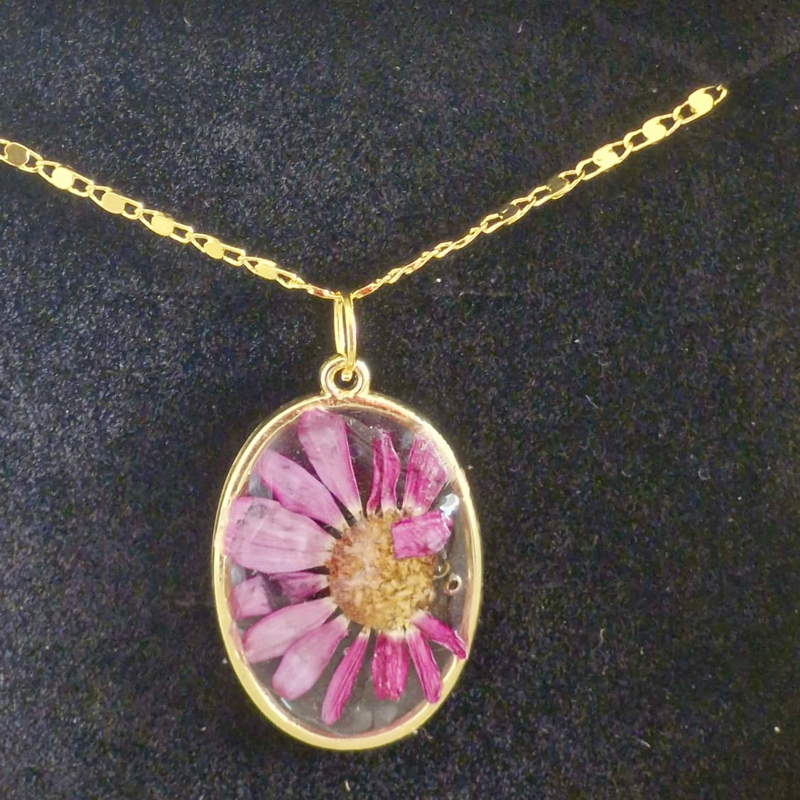 שרשרת מוזהבת 7