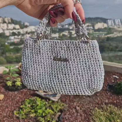 תיק ערב כסוף